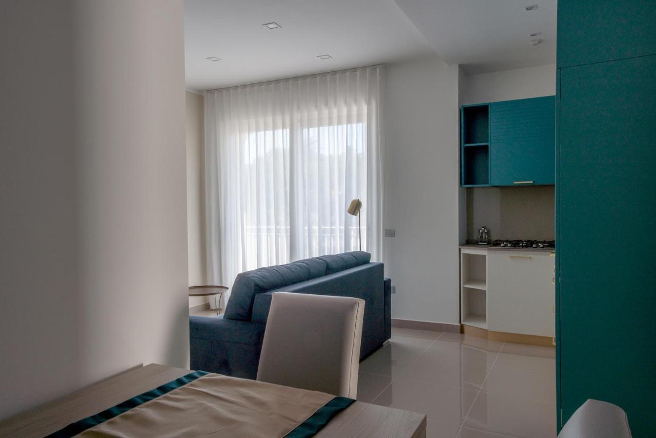 Aparthotel Charme En Bleu Castellammare di Stabia Zewnętrze zdjęcie